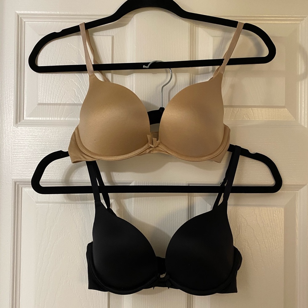 Black and Tan push up bras from Arie.